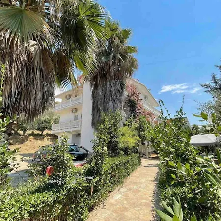 Dhoma Plazhi Parajsa Lägenhetshotell Spille